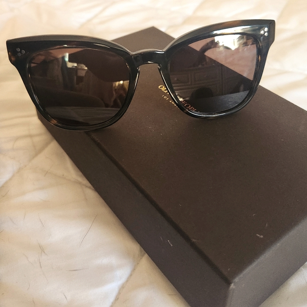 Oliver Peoples Sunglasses